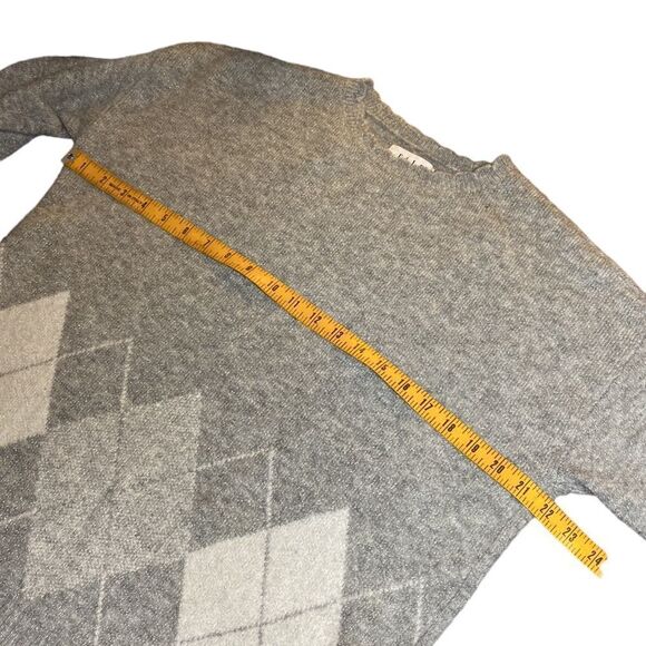 ELLE Gray Argyle Cozy Knit Sweater - Picture 8 of 8
